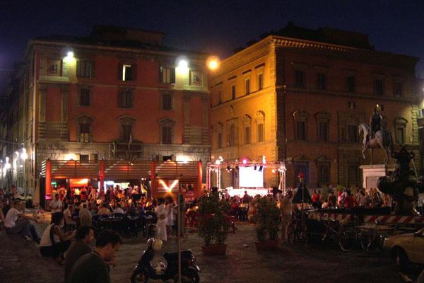 Jazz Concert (600Wx400H) - Summer Jazz Concert in Piazza Santissima Annunziata. (Photo by Marco De La Pierre) 