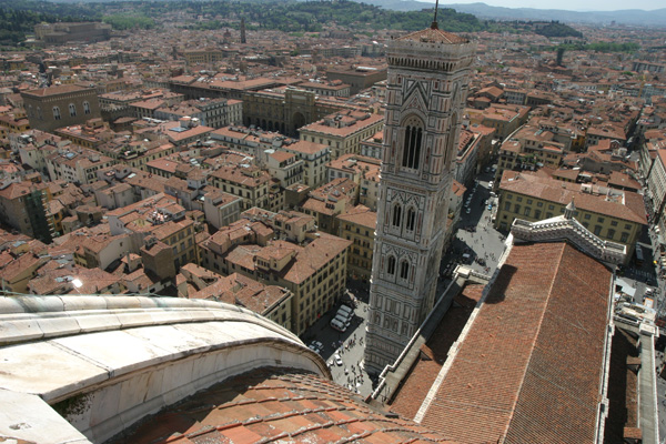 Magic Florence (600Wx400H) - Magic Florence viewed from the top of the Duomo (Photo by Marco De La Pierre) 